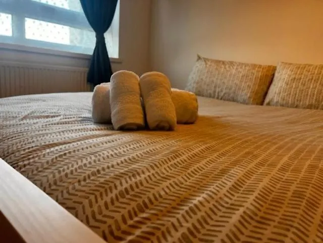 Δωμάτια σε οικογενειακή κατοικία Beautiful Rooms Close To Brick Lane Λονδίνο